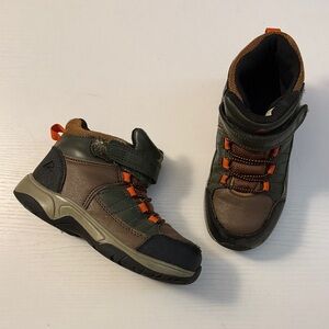 Ozark Trail Kids Sneakers - Brown and Orange